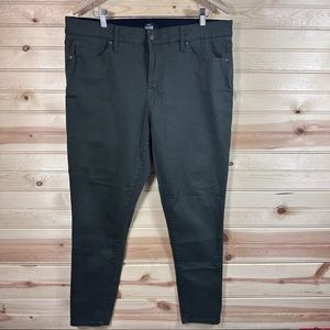 With Love Lularoe green jeggings skinny jeans size 36 magic waistband